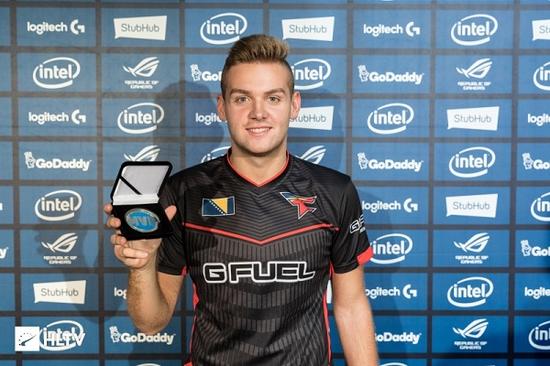 Crisp ：我还没签合同;总会有人拿顶薪,也有队伍不愿意花那么多钱